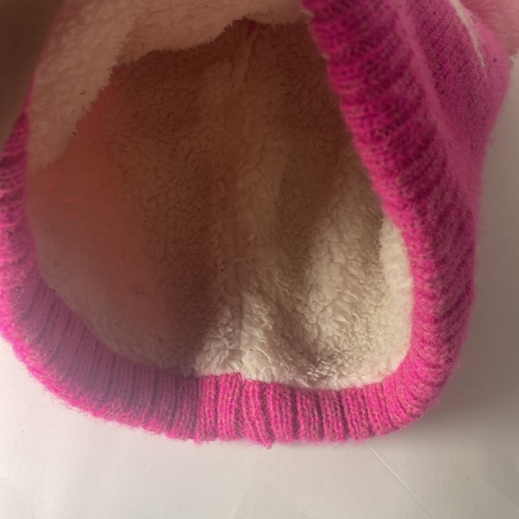 Graphic hot pink beanie cap - Picture 3 of 3